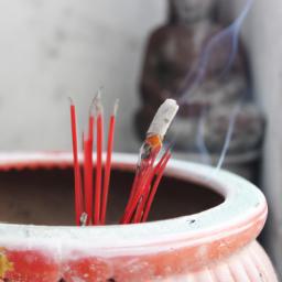 Building Trust in the Online Incense Marketplace